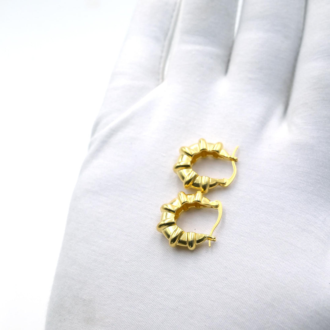 14K Gold Scalloped Shrimp Earrings, Classic Shrimp Hoop Earrings Real Gold Classic Statement Hoops, Chunky Earrings, Handmade Jewelry