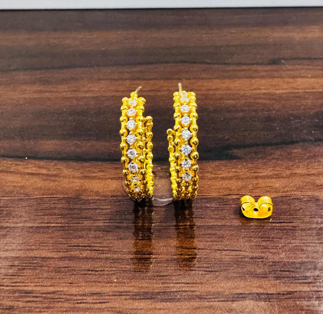 14K Gold Dainty Star Huggie Hoop Earring Dainty North Huggie Earring Small Hoop Earring Tiny Square Huggie Hoop Dainty Bezel Crystal Earring