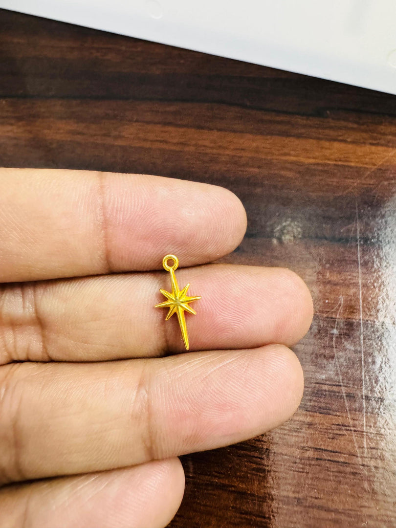 14K Gold Super Tiny North Star Pendant, Tiny Star Charm Pendant, Dainty Star Charm Pendant, Celestial Tiny Pendant, North Star pendant