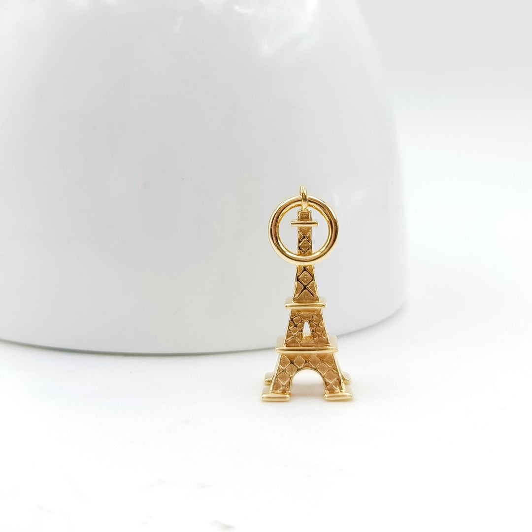 14K Gold Paris Eiffel Tower Pendant, Eiffel tower charm pendant, Gold Eiffel Tower Pendant, Paris Charm Pendant, Dainty Eiffel Tower Pendant