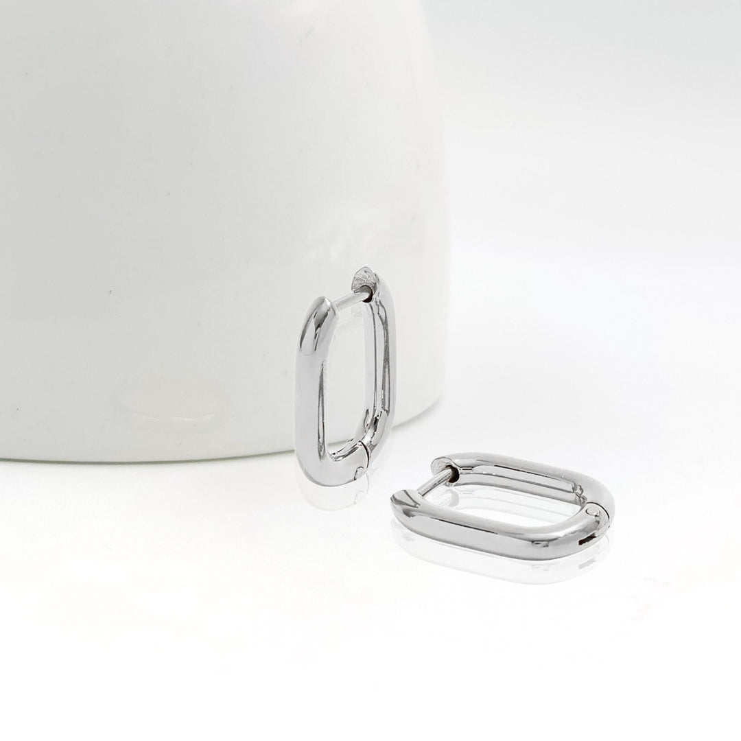 14K Gold hoop earring, rectangle stacking tiny huggie hoop, dainty everyday hypoallergenic jewelry, gift for her Small rectangular earrings