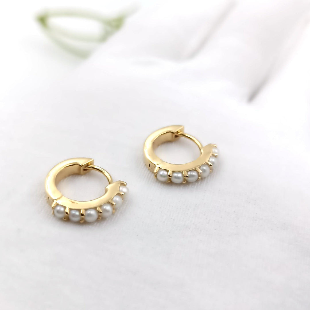 14K Solid Gold Knot Pearl Drop Earring, Tiny Pearl Gold Hoop Earring, Multiple Pearl Embedded Hoop Earring, Beautiful Pearl Huggie Earring
