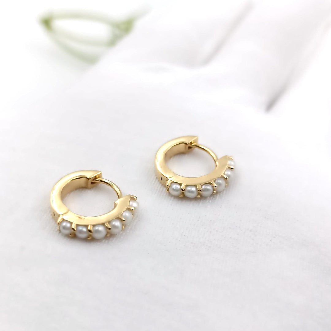 14K Solid Gold Knot Pearl Drop Earring, Tiny Pearl Gold Hoop Earring, Multiple Pearl Embedded Hoop Earring, Beautiful Pearl Huggie Earring