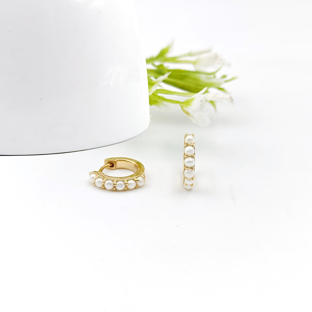 14K Solid Gold Knot Pearl Drop Earring, Tiny Pearl Gold Hoop Earring, Multiple Pearl Embedded Hoop Earring, Beautiful Pearl Huggie Earring