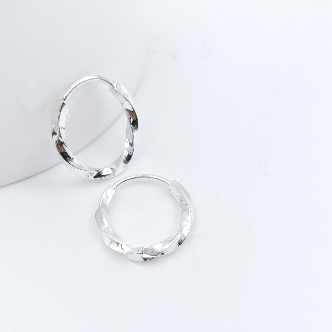 925 Sterling Silver Oval Hoop Earring, Teardrop Hoop Earring, Teardrop Huggie Earring, Chunky Tapered Statement Earring, Plain Hoop Earring