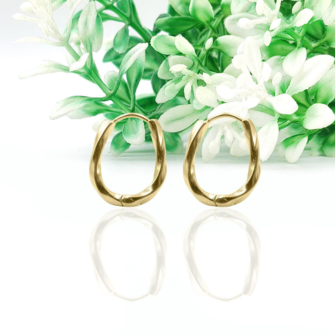 925 Sterling Silver  Round Hoop Earring Tiny Heart Huggie Hoop Earring Golden Twist Hoops Earring Twisted Huggie Jewelry Dainty Hoop Earring