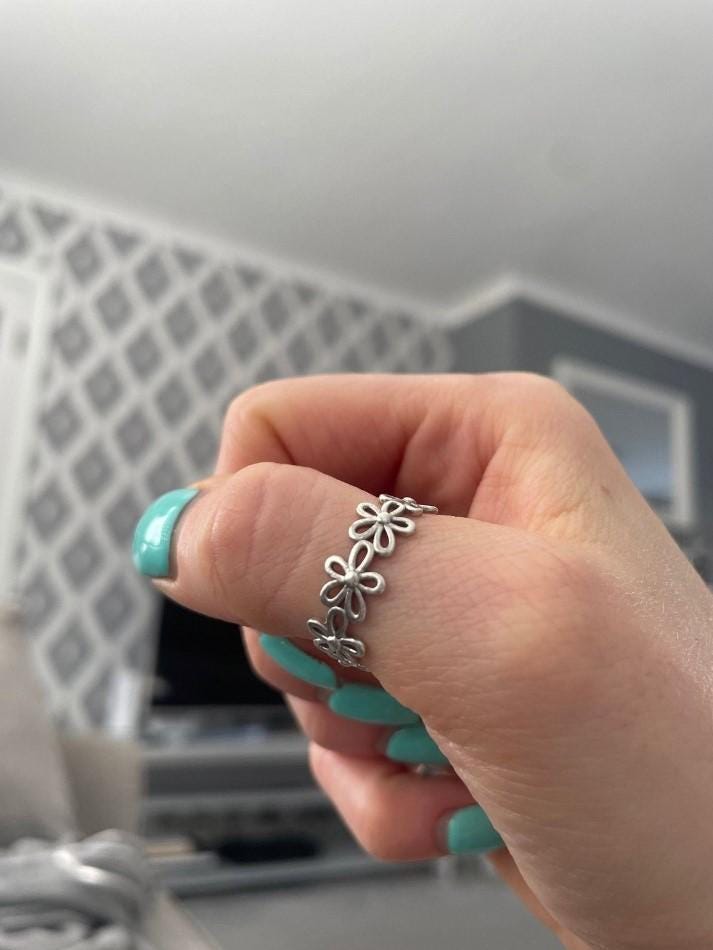 Forget-me-not Flower Infinity Ring in Sterling Silver, Flower Ring, Floral Ring, Dainty Flower Band Ring, Rings for Women, Dainty Rings